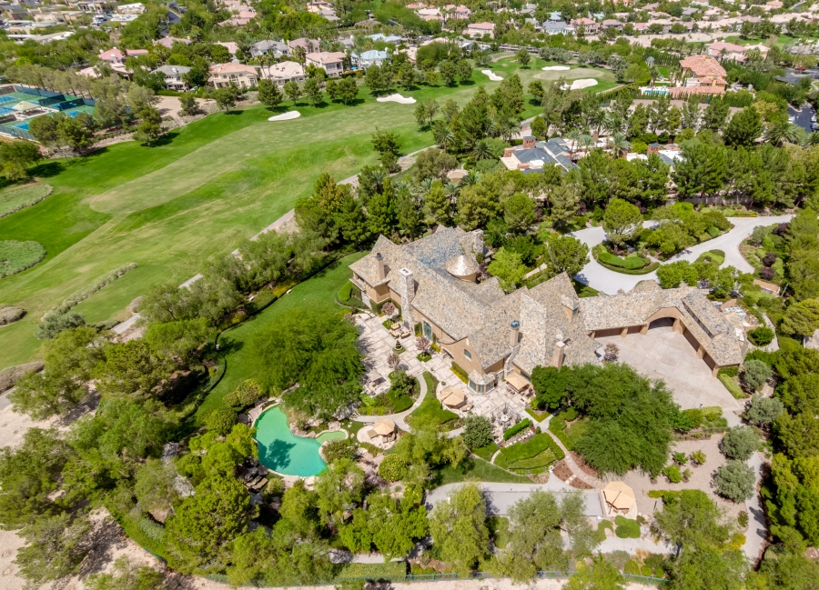 The Enclave Luxe Estates & Lifestyles