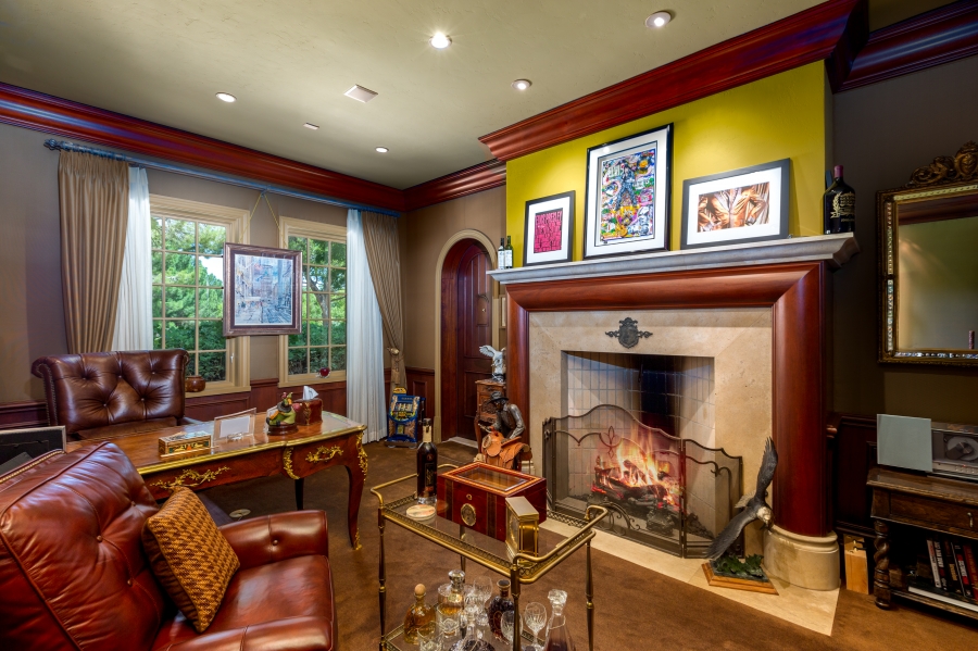 The Enclave Luxe Estates & Lifestyles