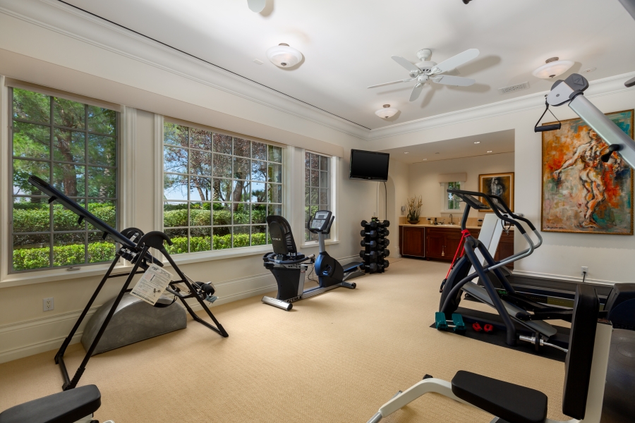 The Enclave Luxe Estates & Lifestyles